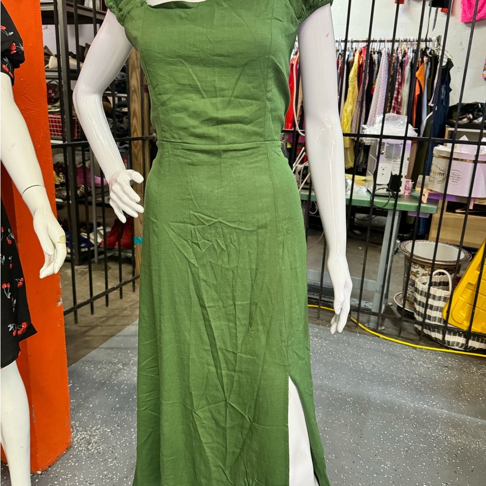 Elegant Green Maxi Dress
